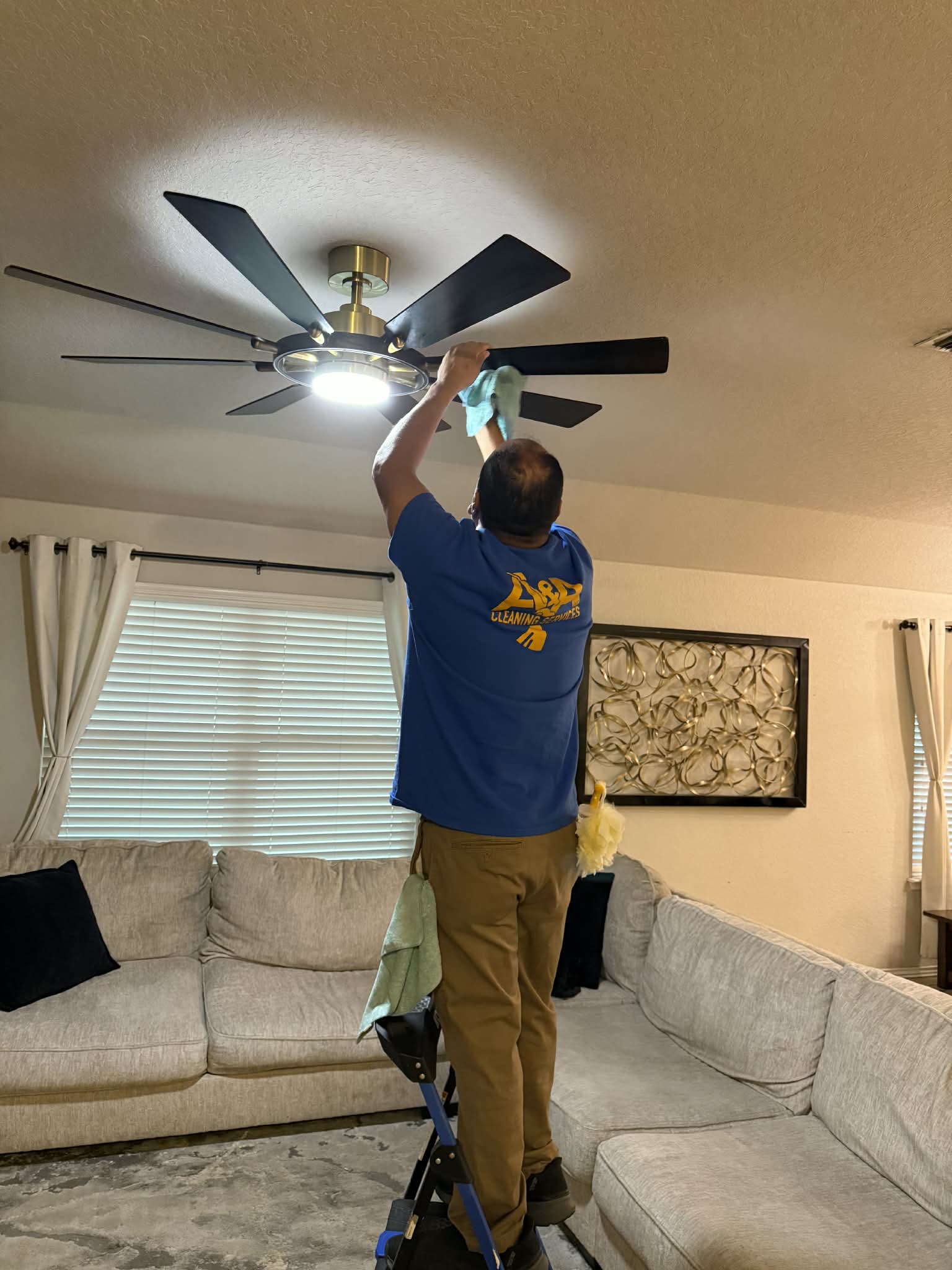 A&A Cleaning Services Texas team providing professional cleaning in Helotes, TX